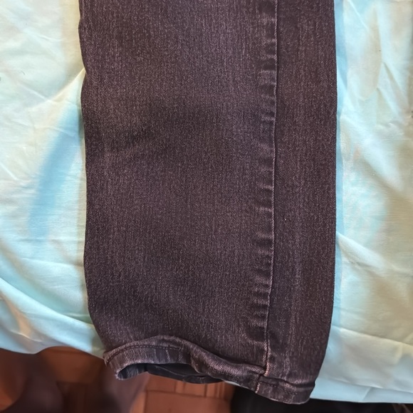 DENIZEN - Picture 8 of 16